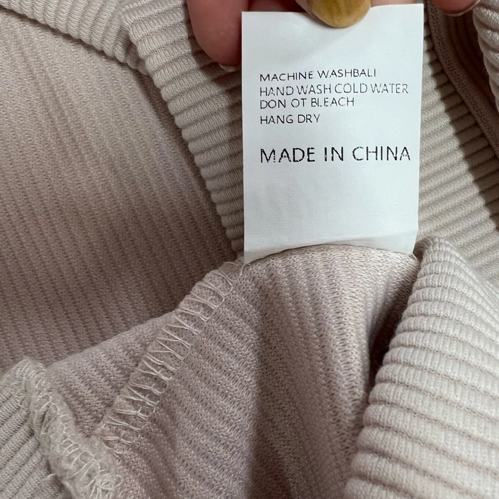 Trendy Queen Half Zip Pullover Sweatshirt Size Large NEW Beige - Picture 13 of 14
